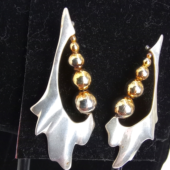 Vintage Artisan VB signed Modernist Freeform Silver Earrings Post style - Picture 1 of 7